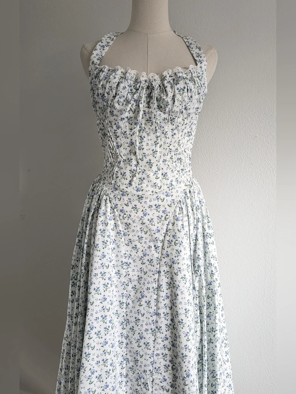 House of CB Adabella Dress • Small • Plus Cup - Picture 5 of 10